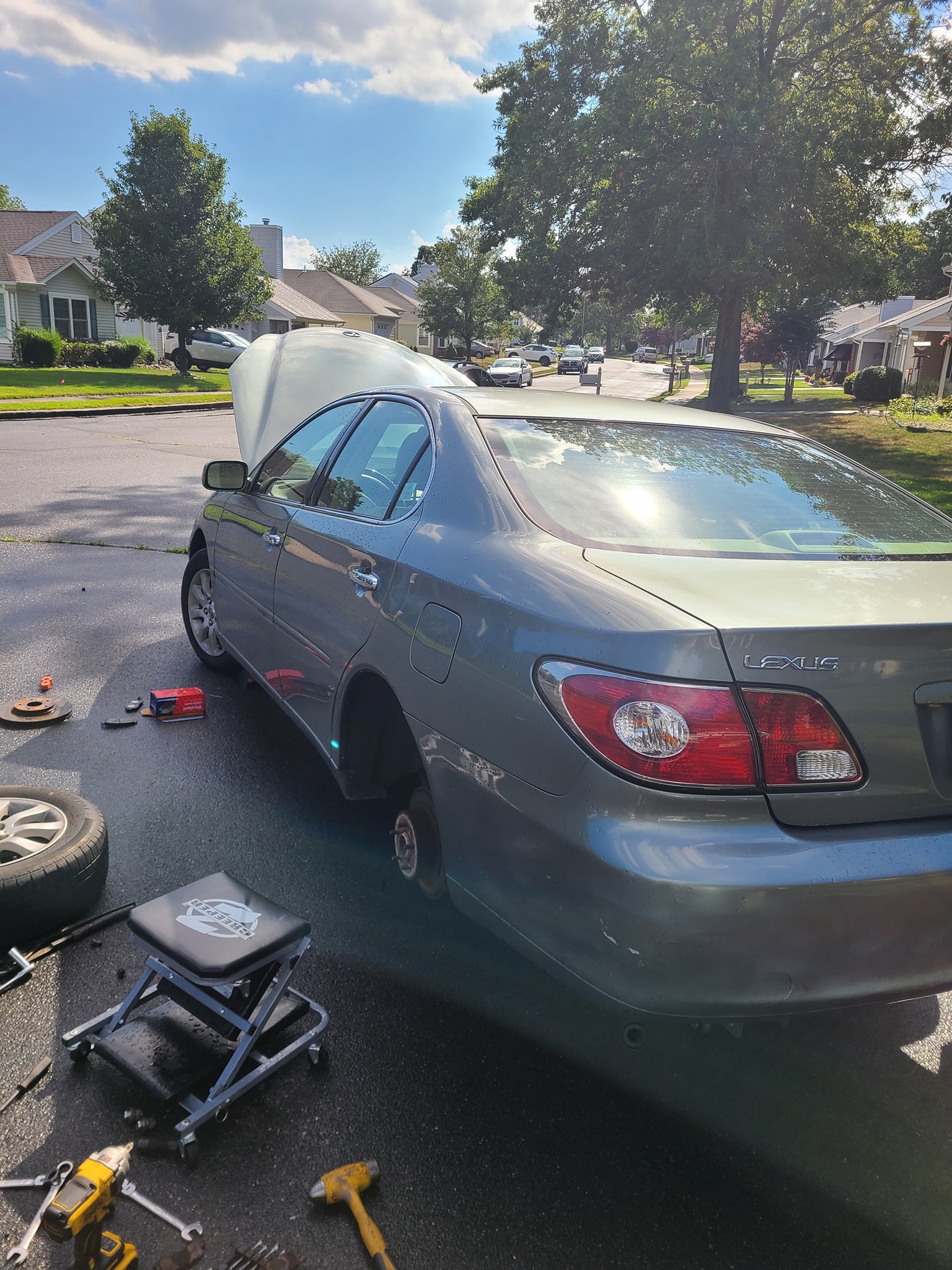 297904170_5541580665957080_901961105653935564_n Lexus Repair